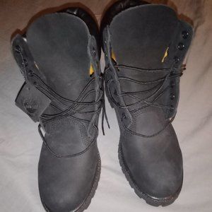 NEARLY NEW Black Timberland Premium 6 inch Boots Men's Size 9 - CLEAN